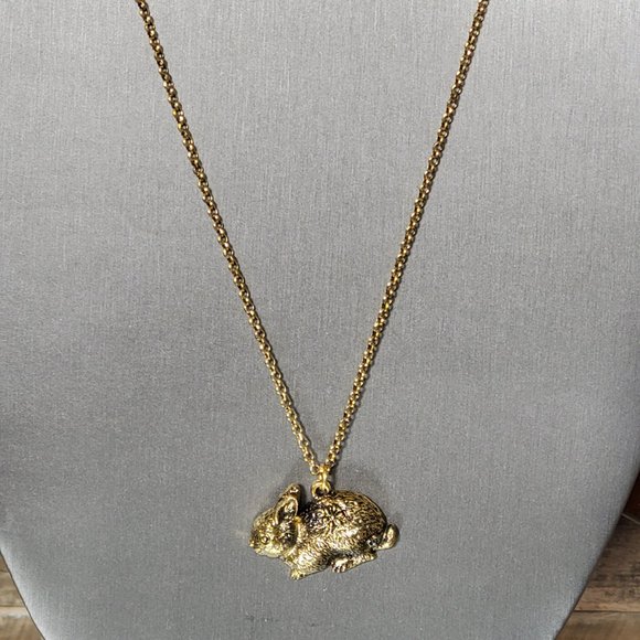 Bunny Rabbit Necklace - Copper Alloy Plated in Antique Gold - 17" chain - Picture 11 of 14